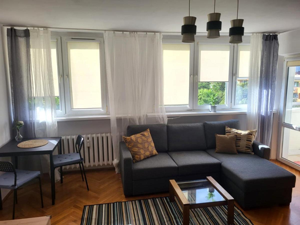Lemuria Pokoje Wlk Niedzwiedzicy Hostel Legnica Buitenkant foto