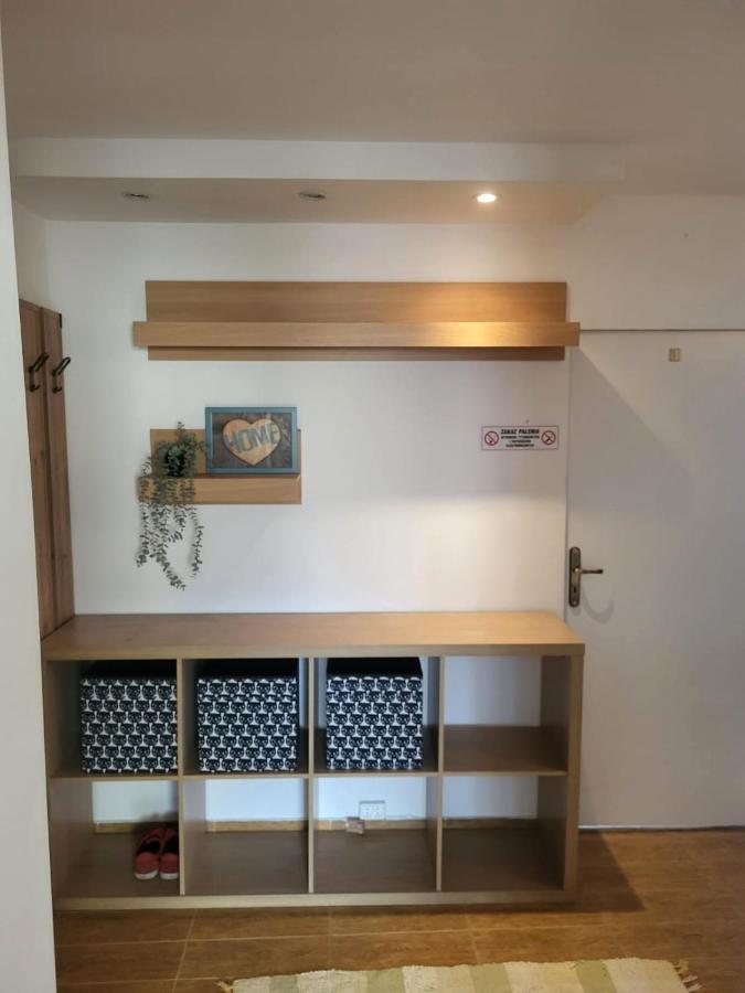 Lemuria Pokoje Wlk Niedzwiedzicy Hostel Legnica Buitenkant foto