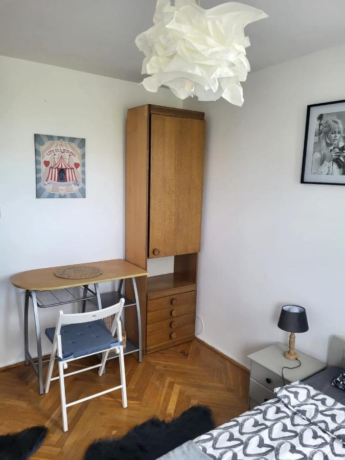 Lemuria Pokoje Wlk Niedzwiedzicy Hostel Legnica Buitenkant foto